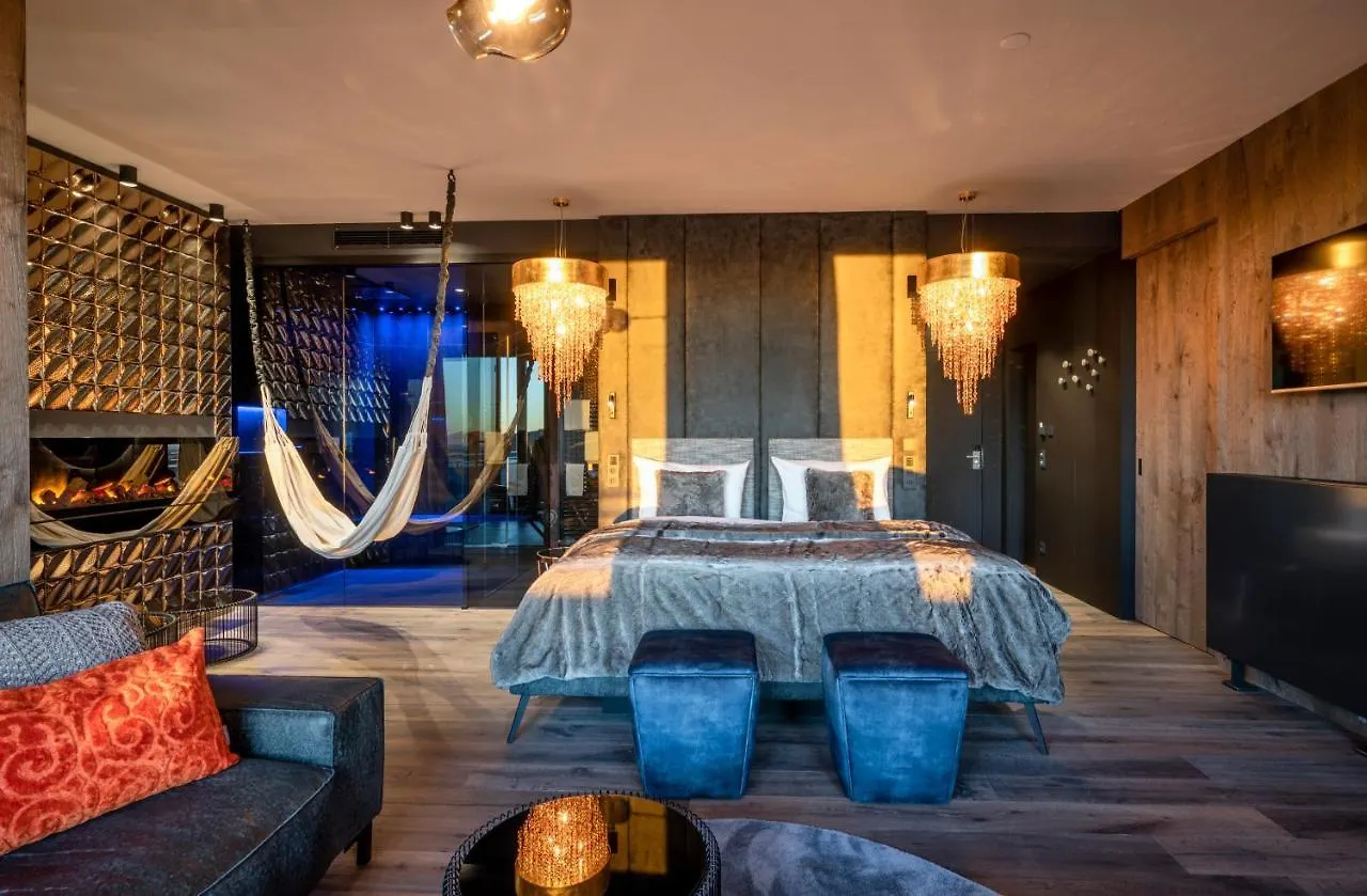 Huettenhof - Wellnesshotel & Luxus-Bergchalets - Adults Only Grainet 4*,  Germany